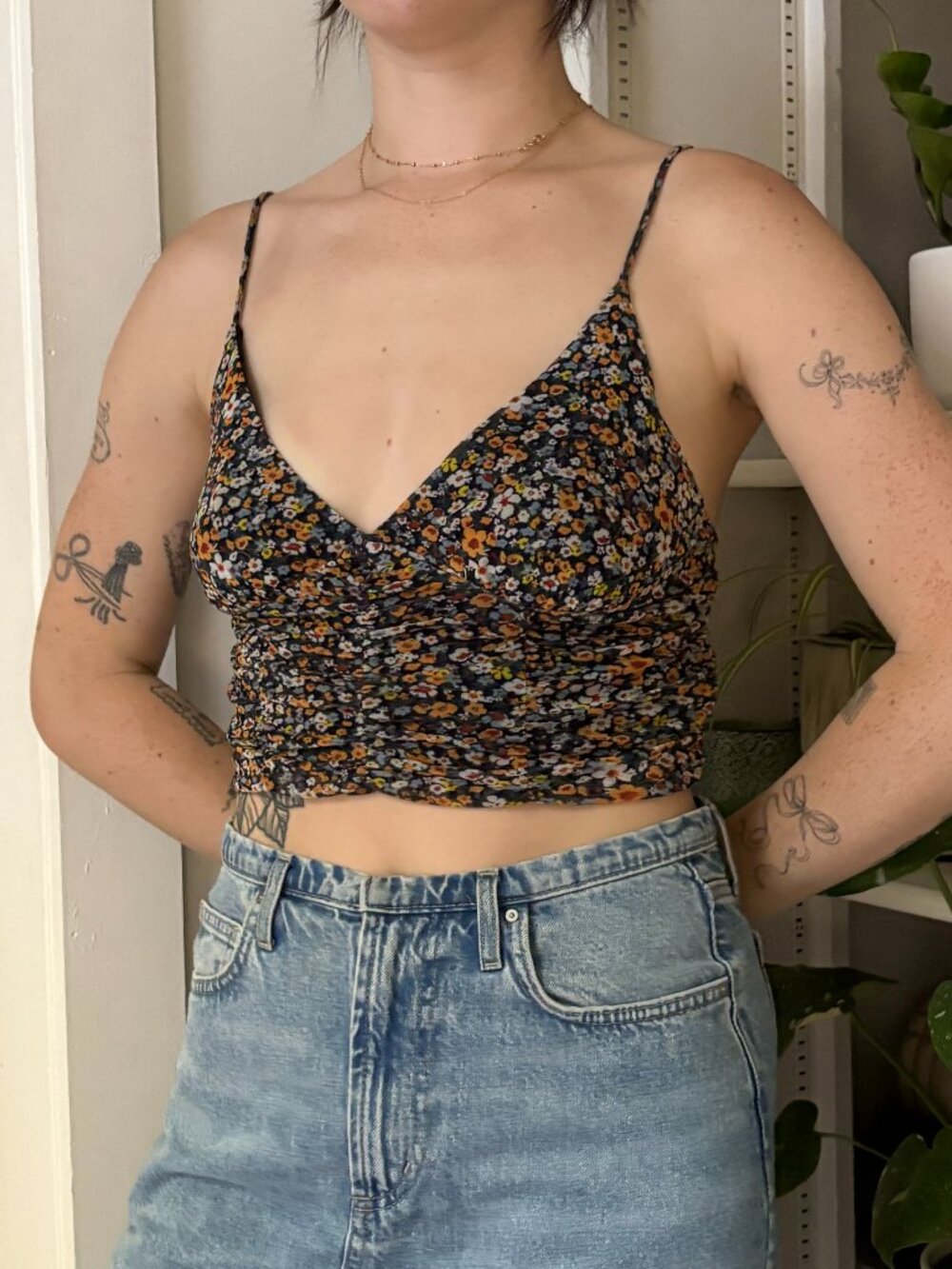 UO Mesh Cropped Floral Tank - M